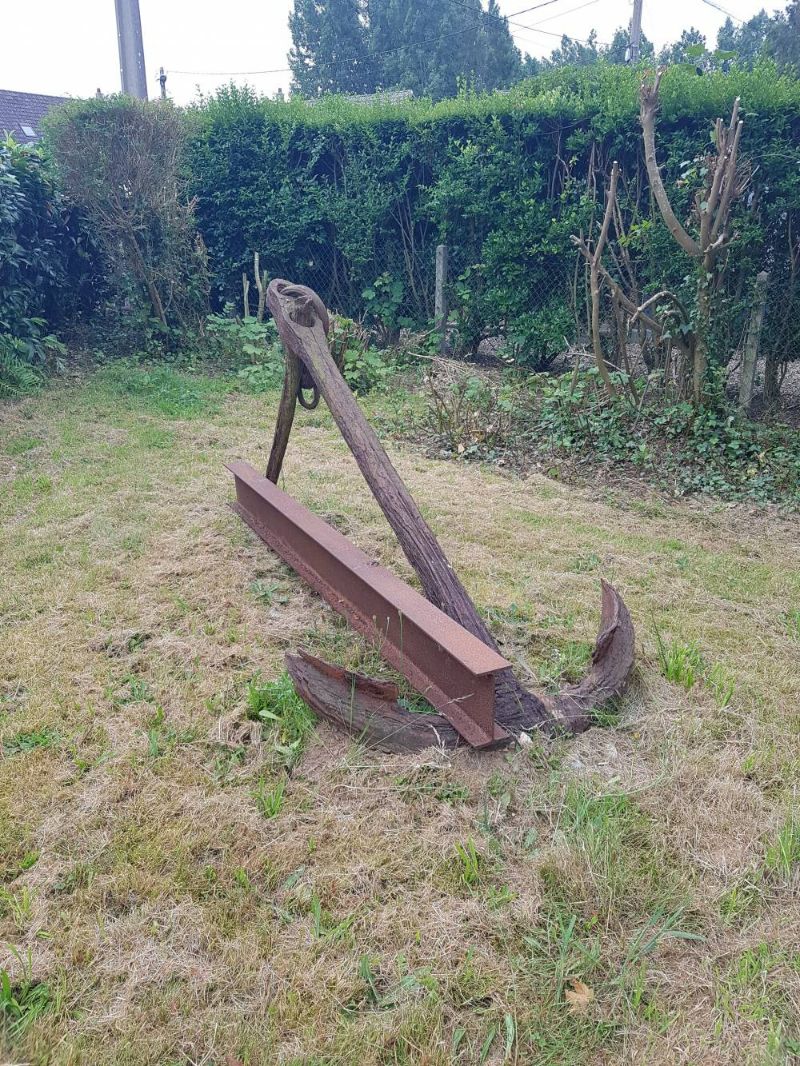 Une ancre de bateaux sur fecamp 